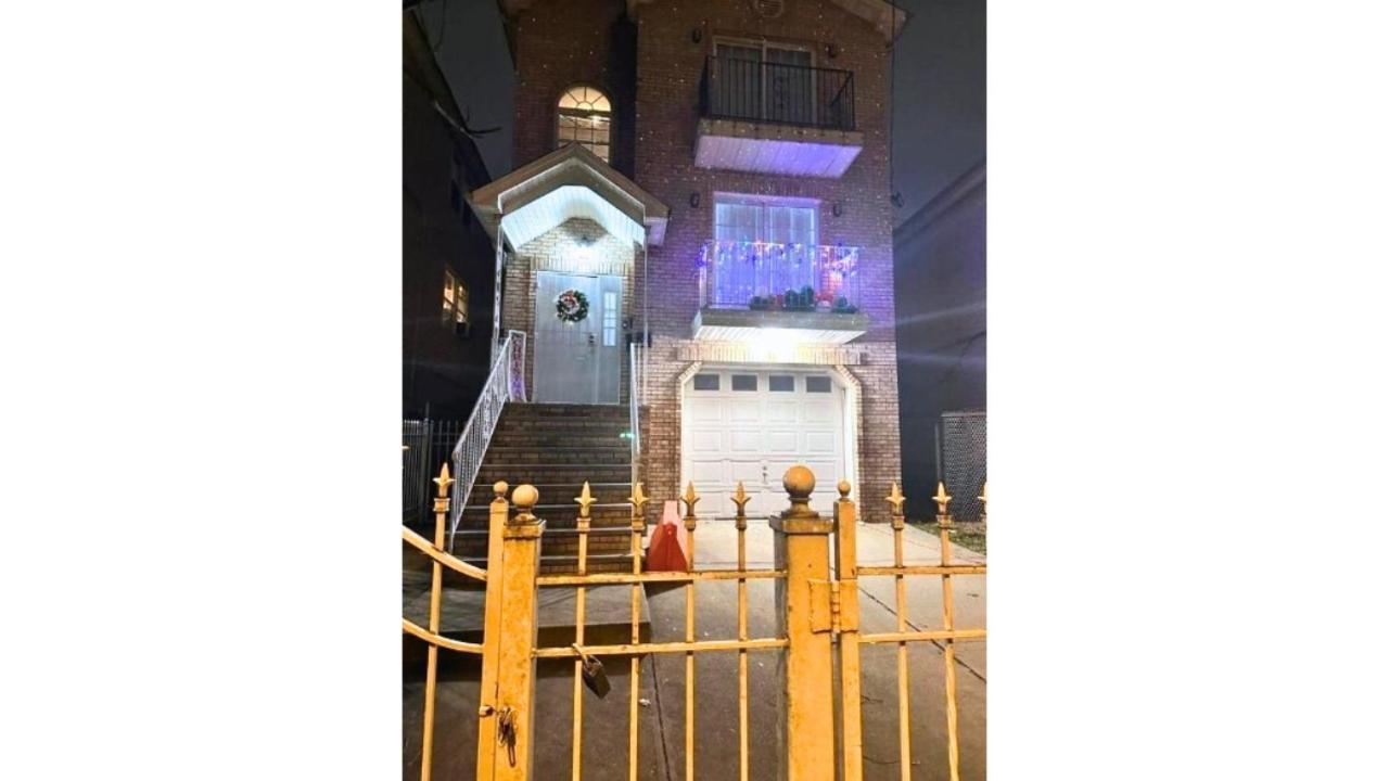 Divine Guest House Room D. 6Mins Near Ewr Newark Airport, 4Mins To Penn Station / Prudential Buitenkant foto